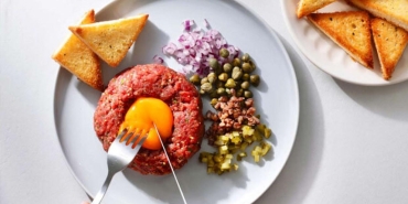 sofistike-zevkler-icin-mukemmel-steak-tartar-tarifi-nasil-yapilir-gAU55hkb.jpg